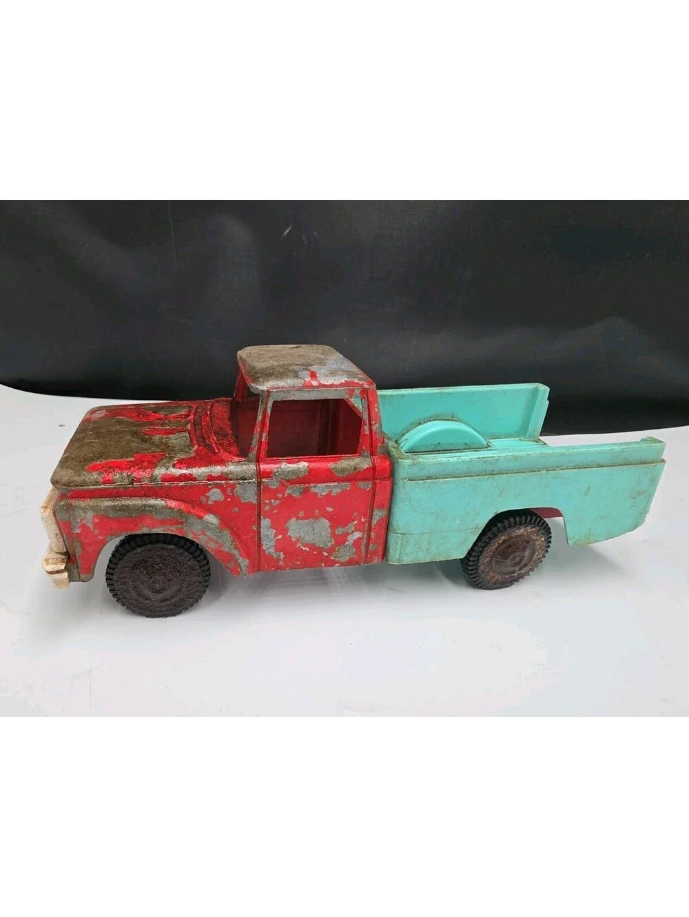 Vintage Tootsie Toy Ford Pick Up Truck RED & BLUE 8